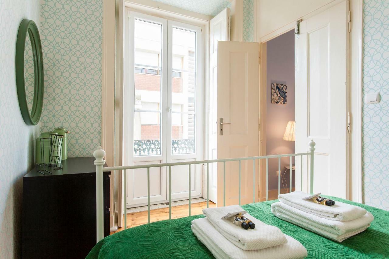 Bairro Alto 3 Bedroom Patio Flat! Lisboa Exteriör bild